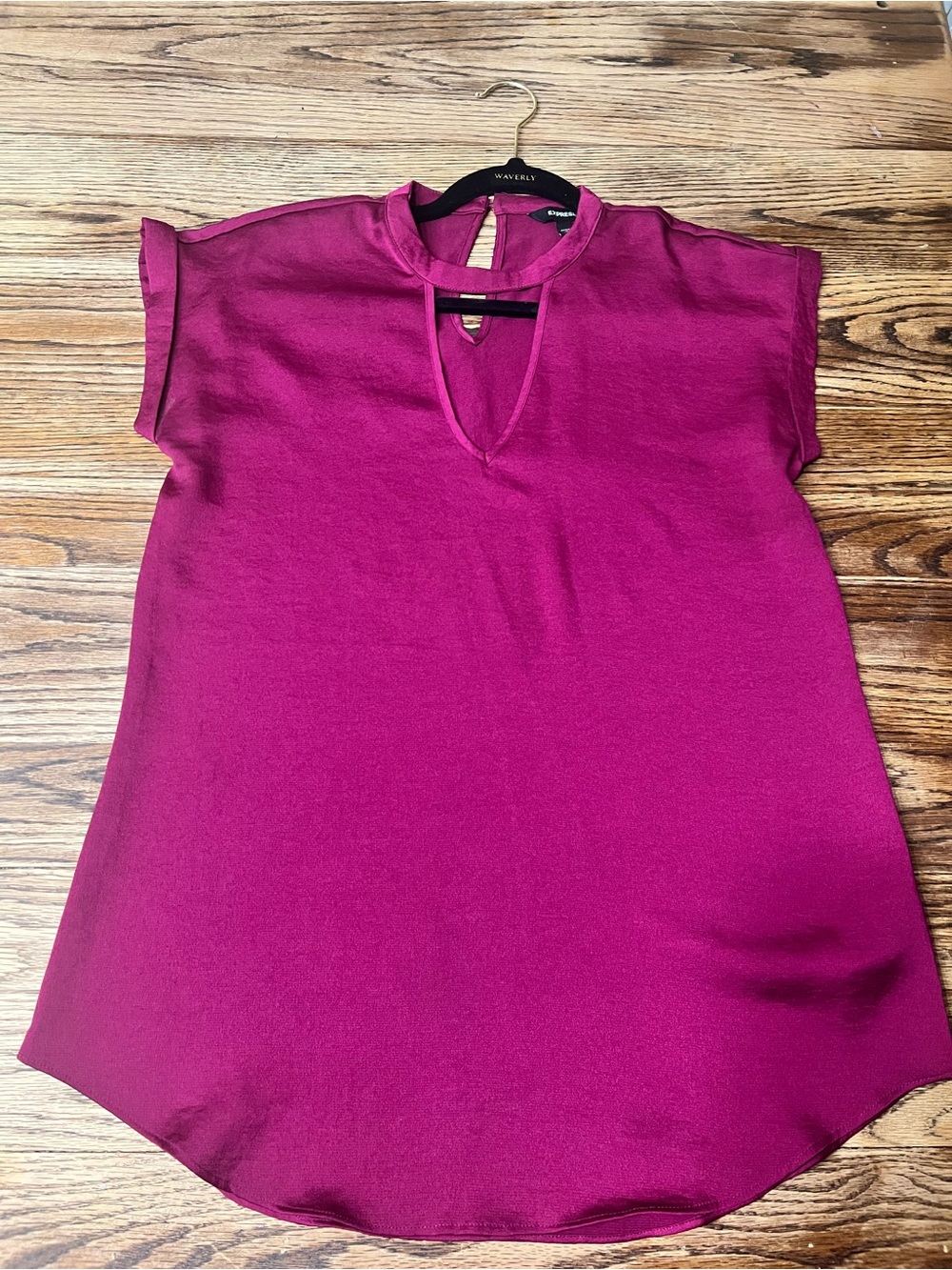 Express Magenta Keyhole Cap-Sleeve Blouse